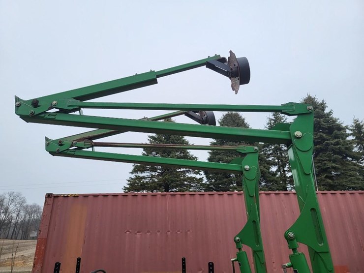 2010-john-deere-1770nt-image-56