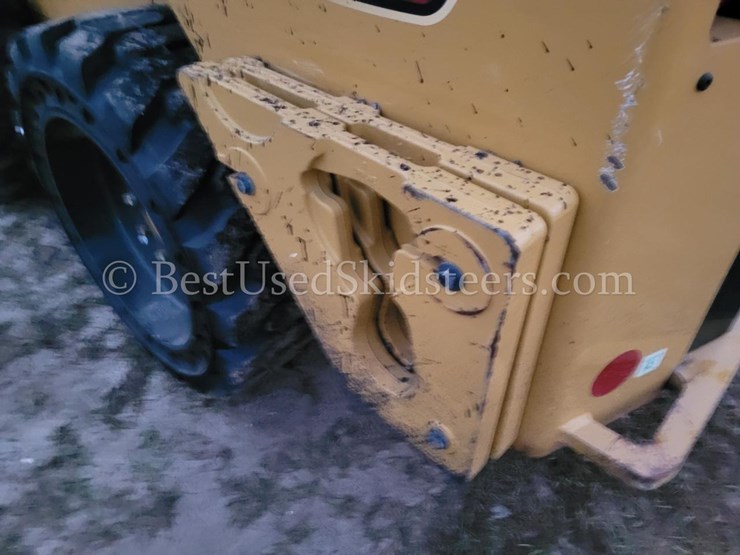 2023-caterpillar-262d3-image-7