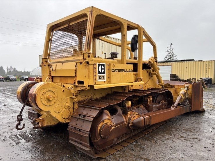 caterpillar-d7-image-5