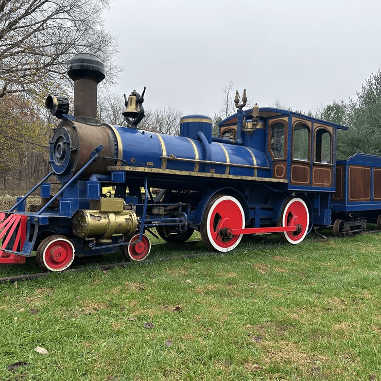 Frick Steam Locomotive with Track
