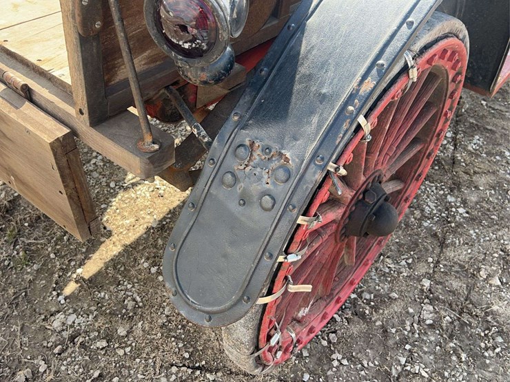 international-highwheeler-image-39