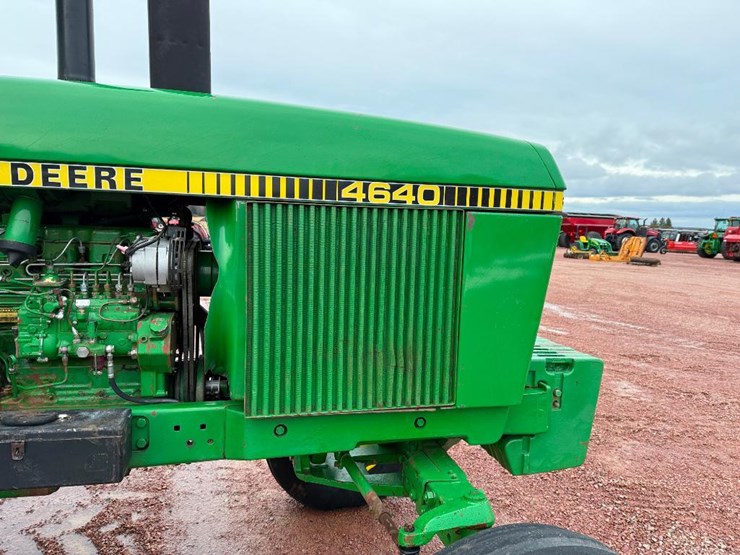 john-deere-4640-image-21