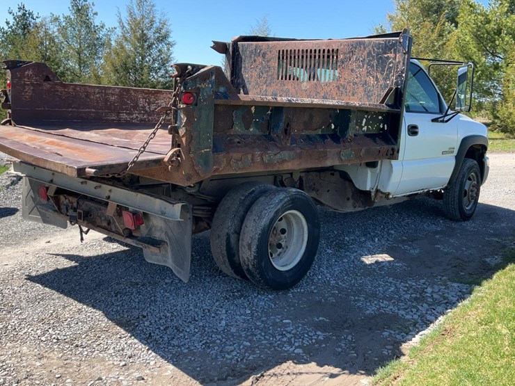 #501-•-2006-gmc-dump-truck-image-5