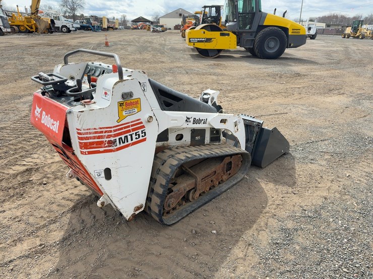 2013-bobcat-mt55-image-5