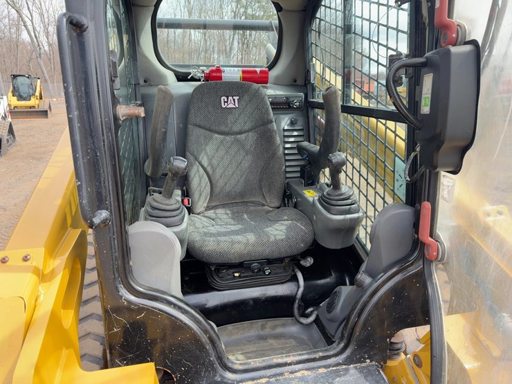 2018-caterpillar-289d-image-19