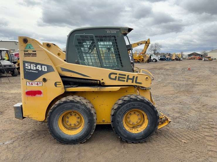 2006-gehl-5640-image-6