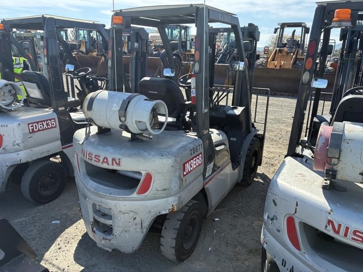 2006-nissan-mugl02a30lv-image-3