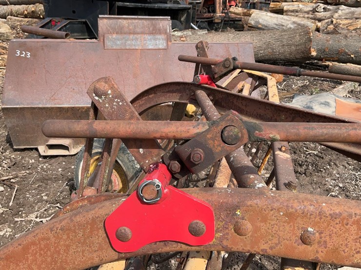 #712-•-new-holland-rollbar-rake-image-15