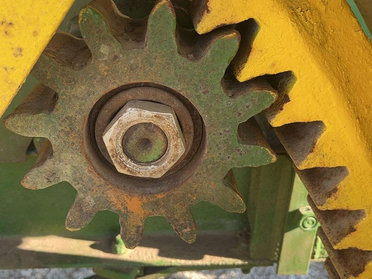 12-25-waterloo-boy-model-n-image-23