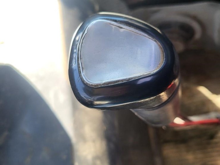 1995-ford-l9000-tandem-axle-day-cab-semi-image-59