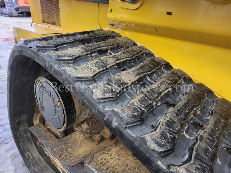 2019-deere-325g-image-20