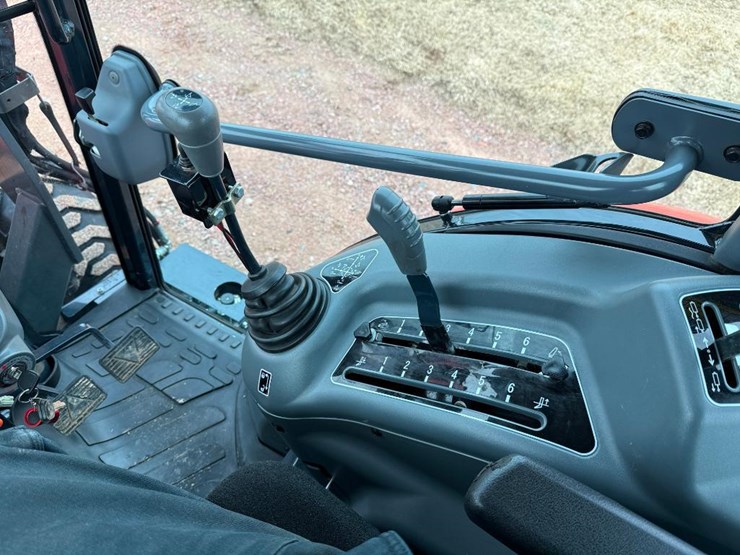 massey-ferguson-1736-image-57