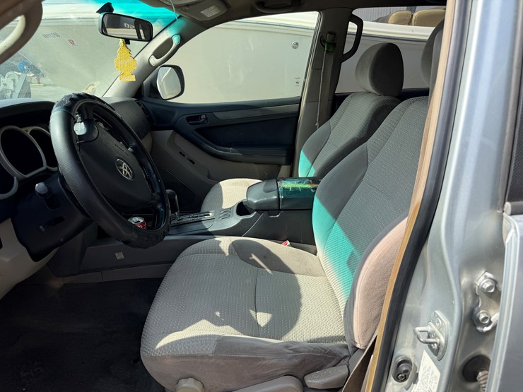 2004-toyota-4-runner-image-55