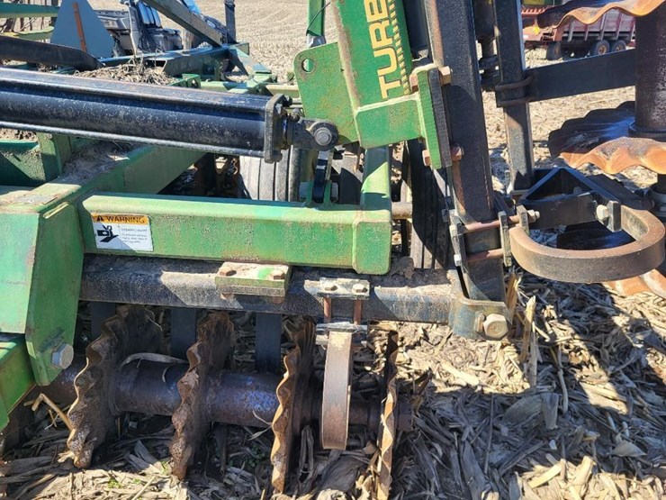 great-plains-2200tt-image-69