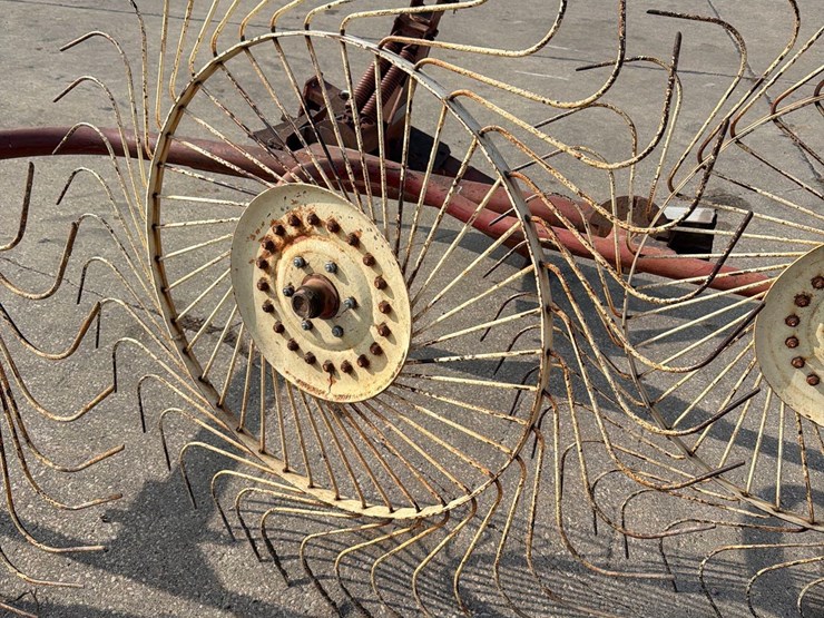 da-co-4-wheel-3pt-rake-image-9