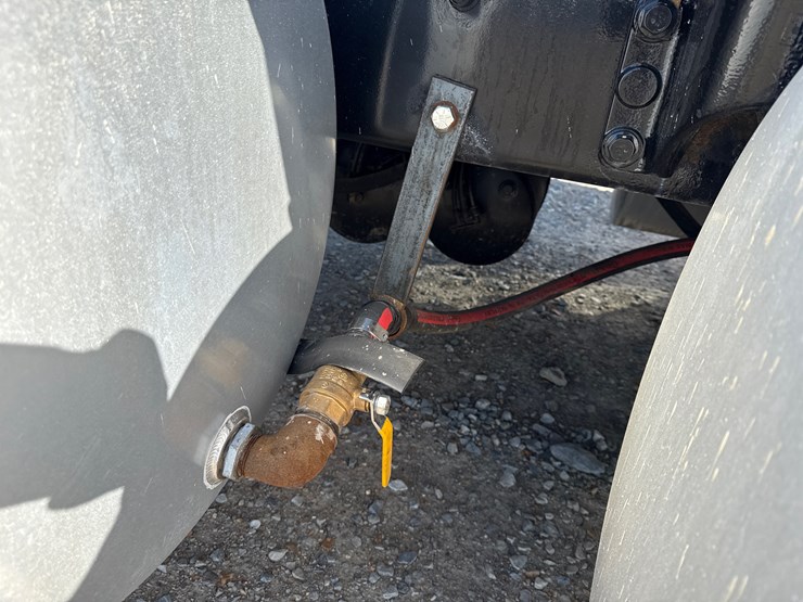 2011-international-prostar-image-40