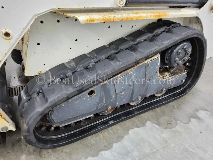 2007-bobcat-t140-image-12