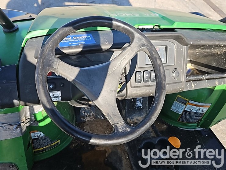 2021-john-deere-gator-hpx815e-image-21