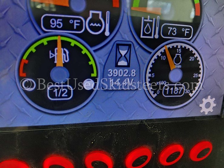 2015-caterpillar-279d-image-27