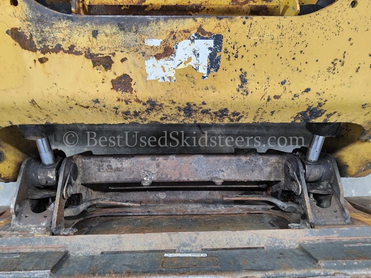 2017-caterpillar-272d2-image-16