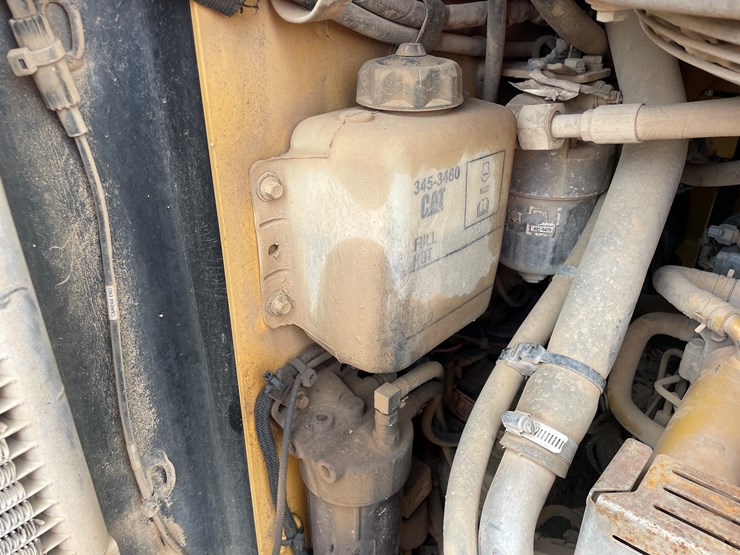 2017-caterpillar-259d-image-26