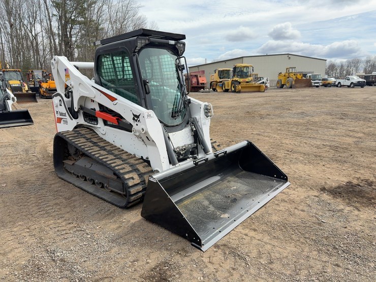 2020-bobcat-t740-image-7