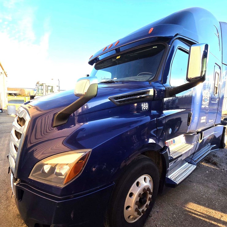 2019 FREIGHTLINER PT126SL 3AKJHHDR9KSKM4359  Mileage: DOES NOT RUN