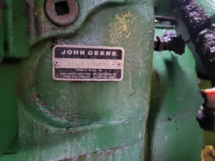 john-deere-8640-image-46
