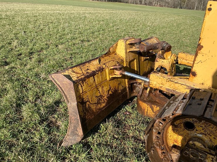 #350-•-1978-komatsu-d31-16-dozer-image-24