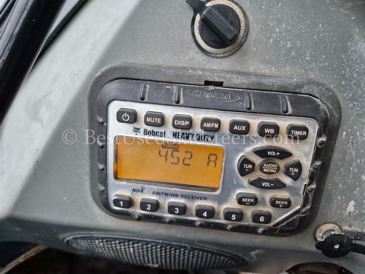 2017-bobcat-t650-image-19