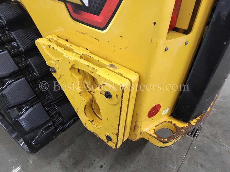 2020-caterpillar-299d3-image-13