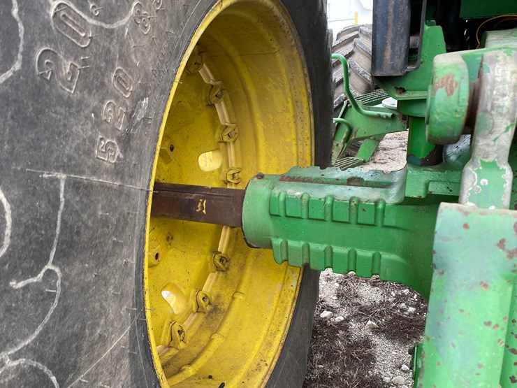 john-deere-4640-image-37