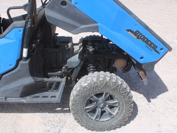 2018-pioneer-1000-image-41