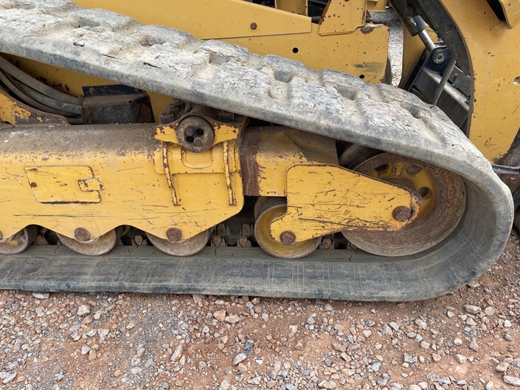 2016-caterpillar-299d2-xhp-image-53