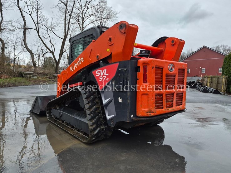 2023-kubota-svl97-2-image-3