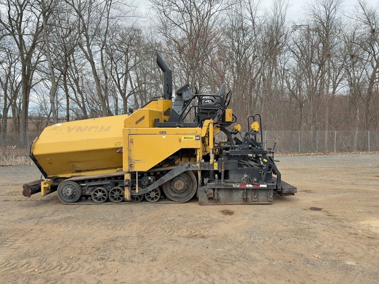 2010-caterpillar-ap-555e-image-2