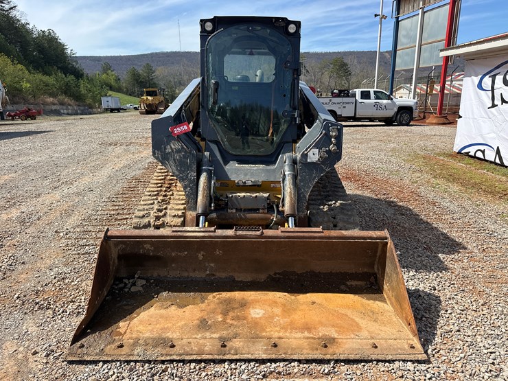 2019-deere-333g-image-8