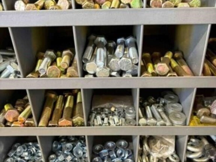 72-hole-bolt-bin-with-hardware-image-8