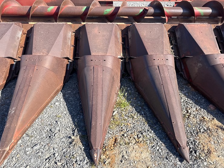 case-ih-1083-image-25