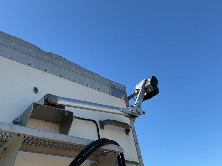 #541-•-walking-floor-trailer-image-16