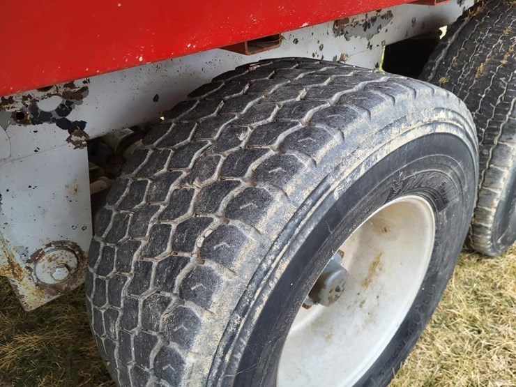 silage-wagon-image-17