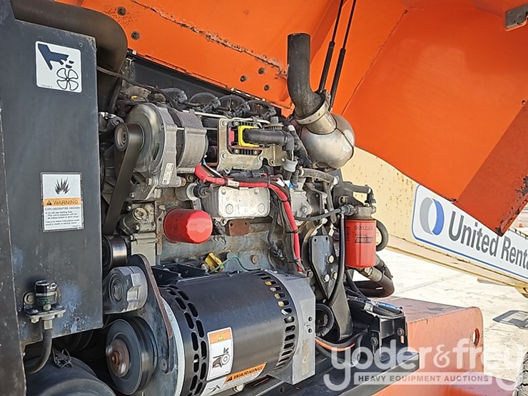 2016-jlg-600s-image-23