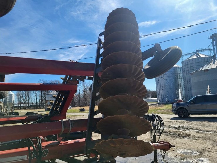 case-ih-true-tandem-330-turbo-image-71