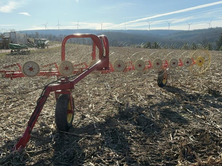 #713-•-sitrex-hay-rake-image-2