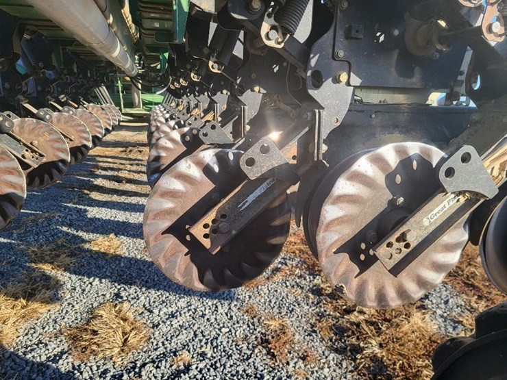 great-plains-yp1625-image-48