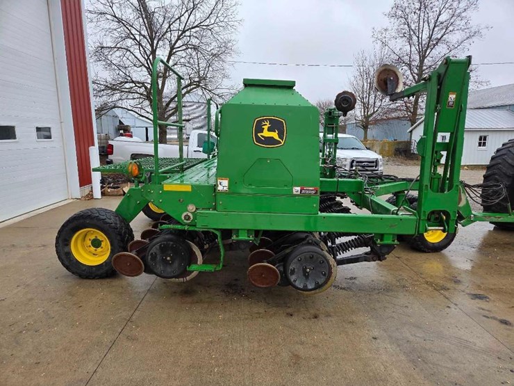 john-deere-1590-image-8