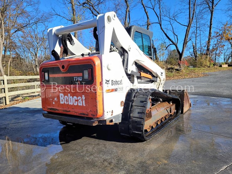 2016-bobcat-t740-image-4