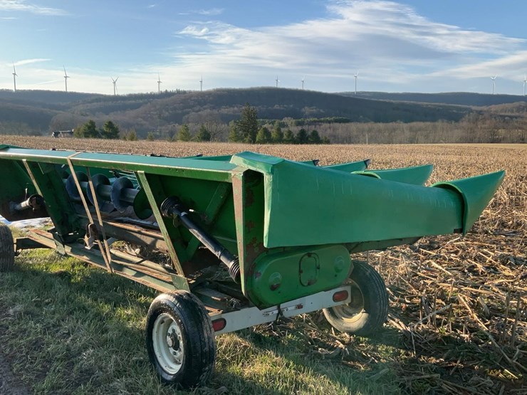 #720-•-john-deere-combine-corn-head-and-cart-image-5