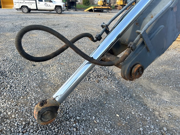 2006-deere-650d-lc-image-10