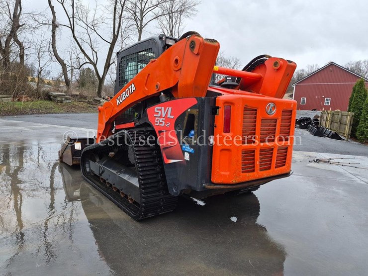 2021-kubota-svl95-2-skid-steer-loader-image-3
